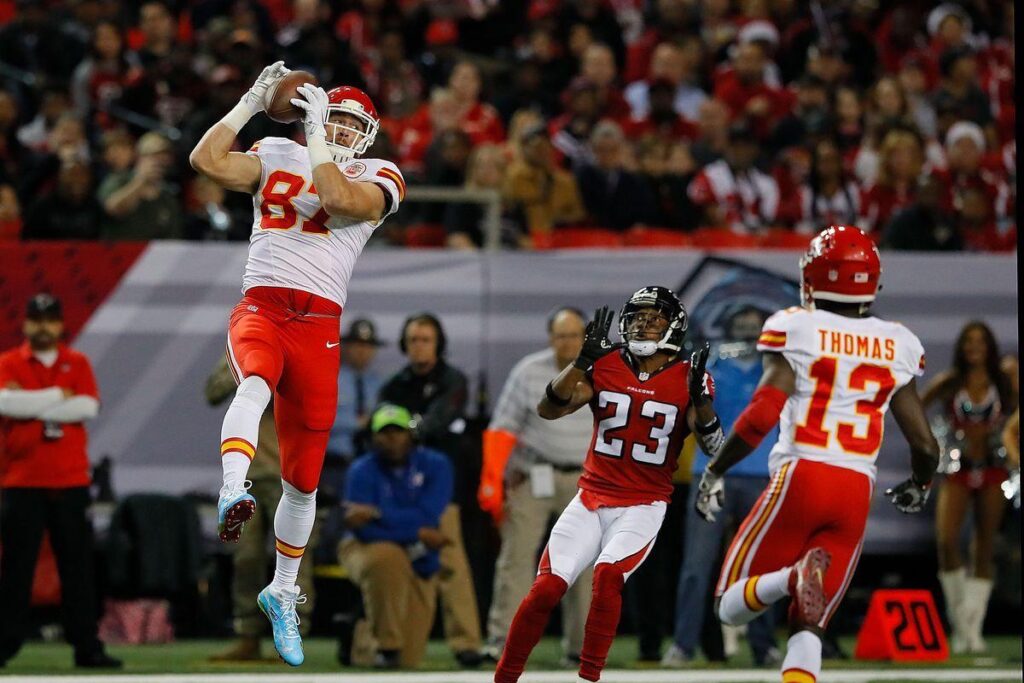 Travis Kelce is the Chiefs’ best chance at stealing the AFC West