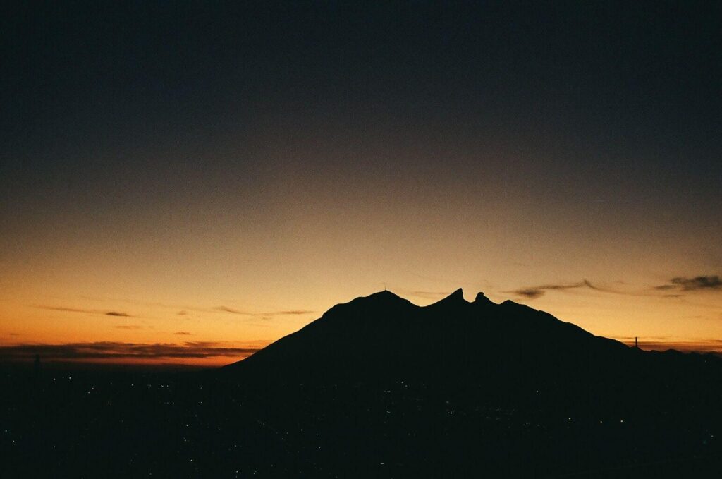 Sunrise at Monterrey by luisjefe