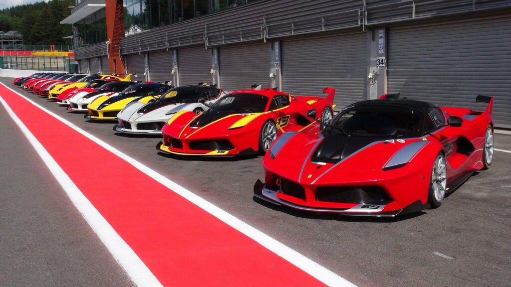 Ferrari FXX Wallpapers