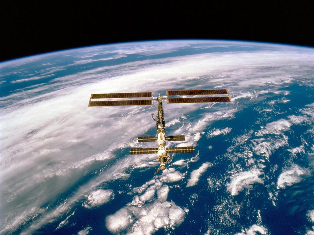 Free Wallpapers International Space Station Wallpapers