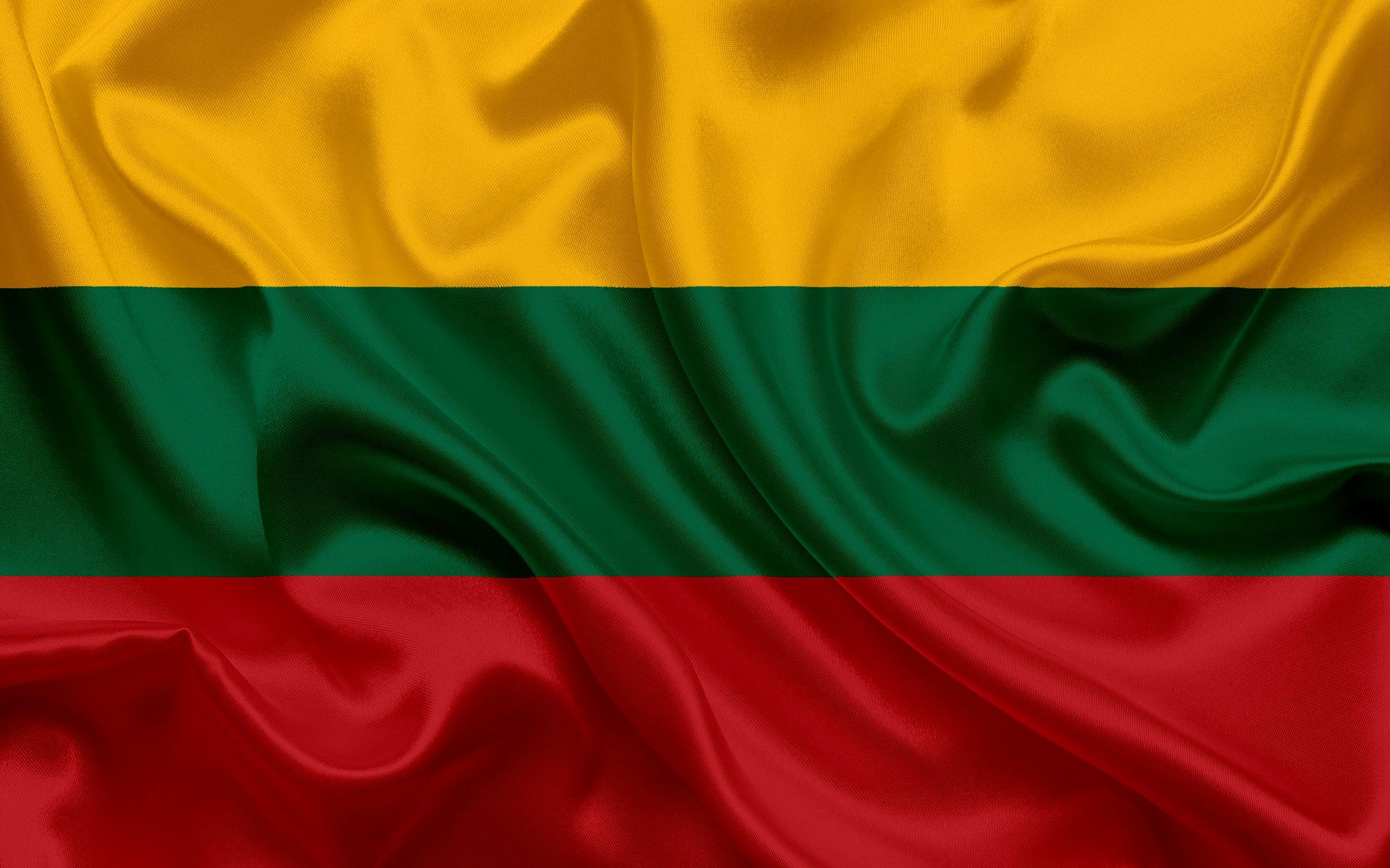Download wallpapers Lithuanian flag, Lithuania, Europe, silk, flag