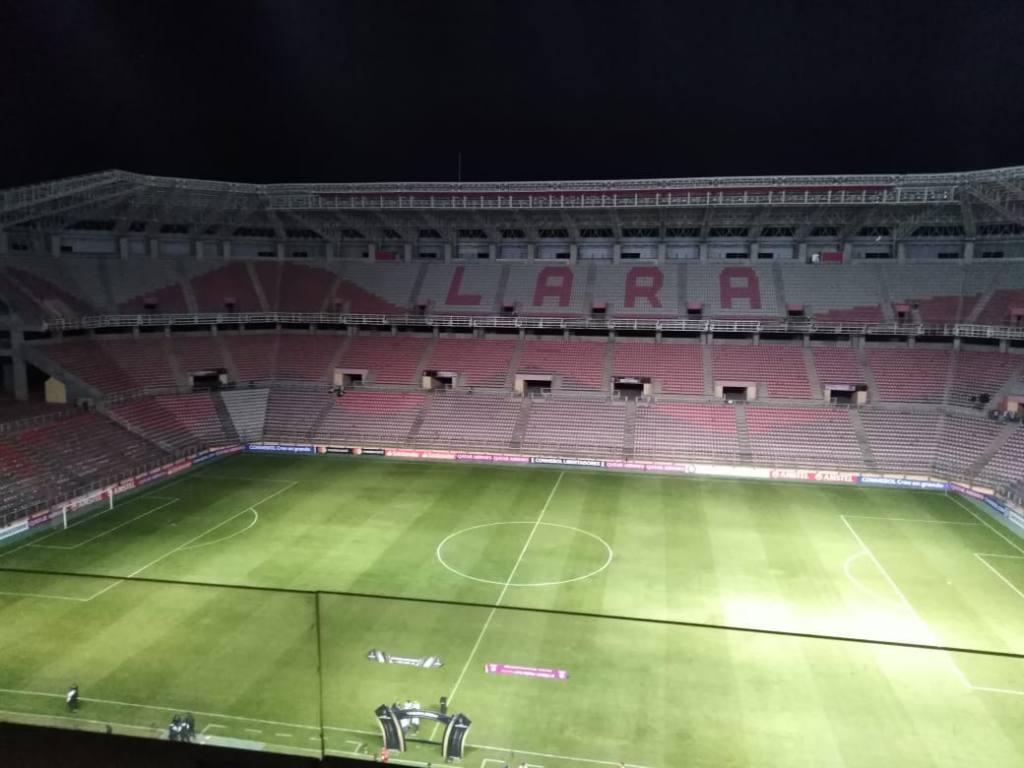 Deportivo Lara vs Emelec quedó suspendido por falta de energía