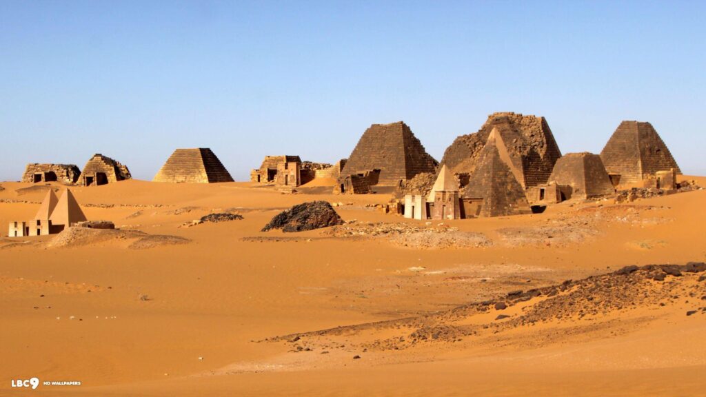 Nubian pyramids wallpapers |