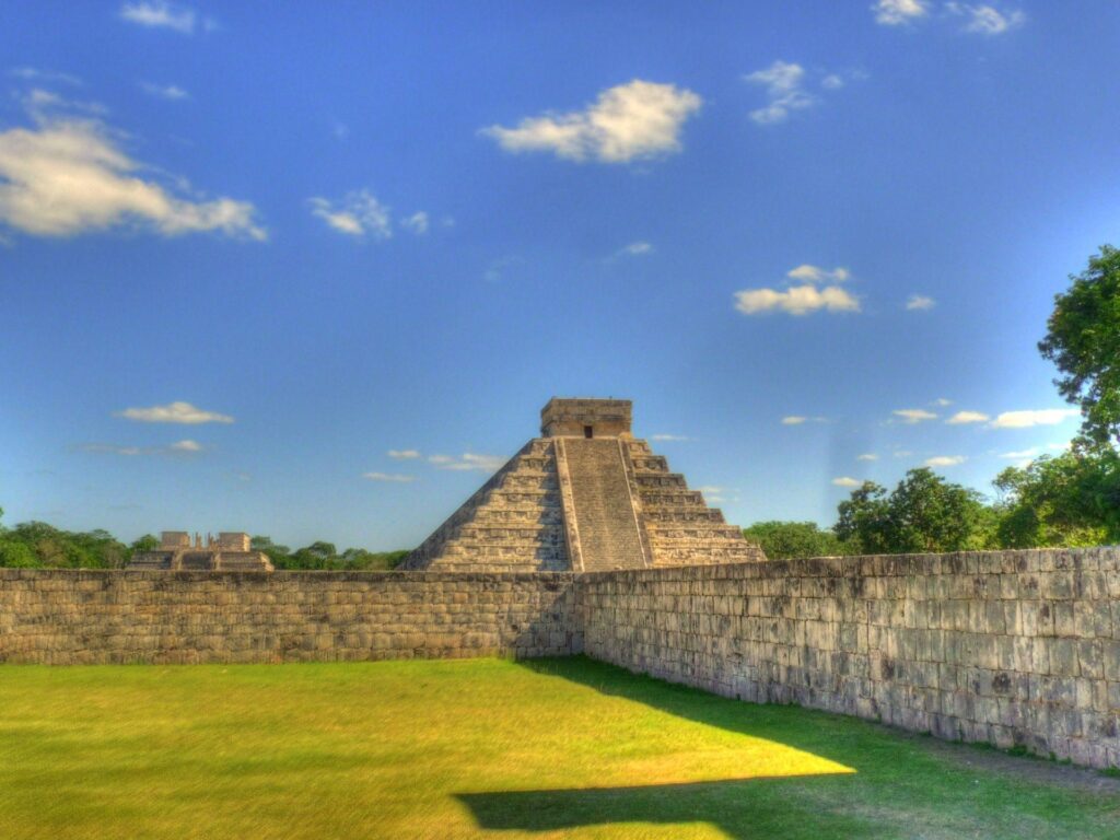 Chichen Itza 2K Wallpapers