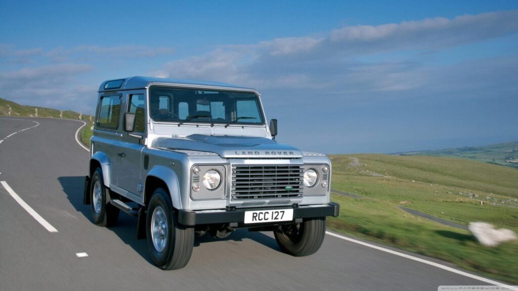 Land Rover Defender Wallpapers 2K Download