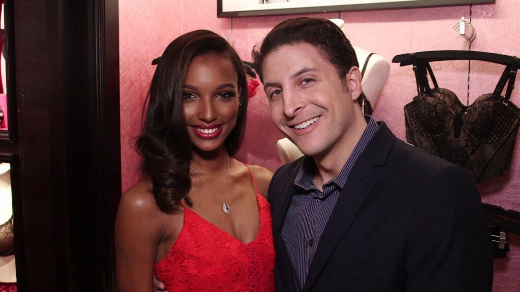 VS Angel Jasmine Tookes Shares Her Valentine’s Day Gift Picks with