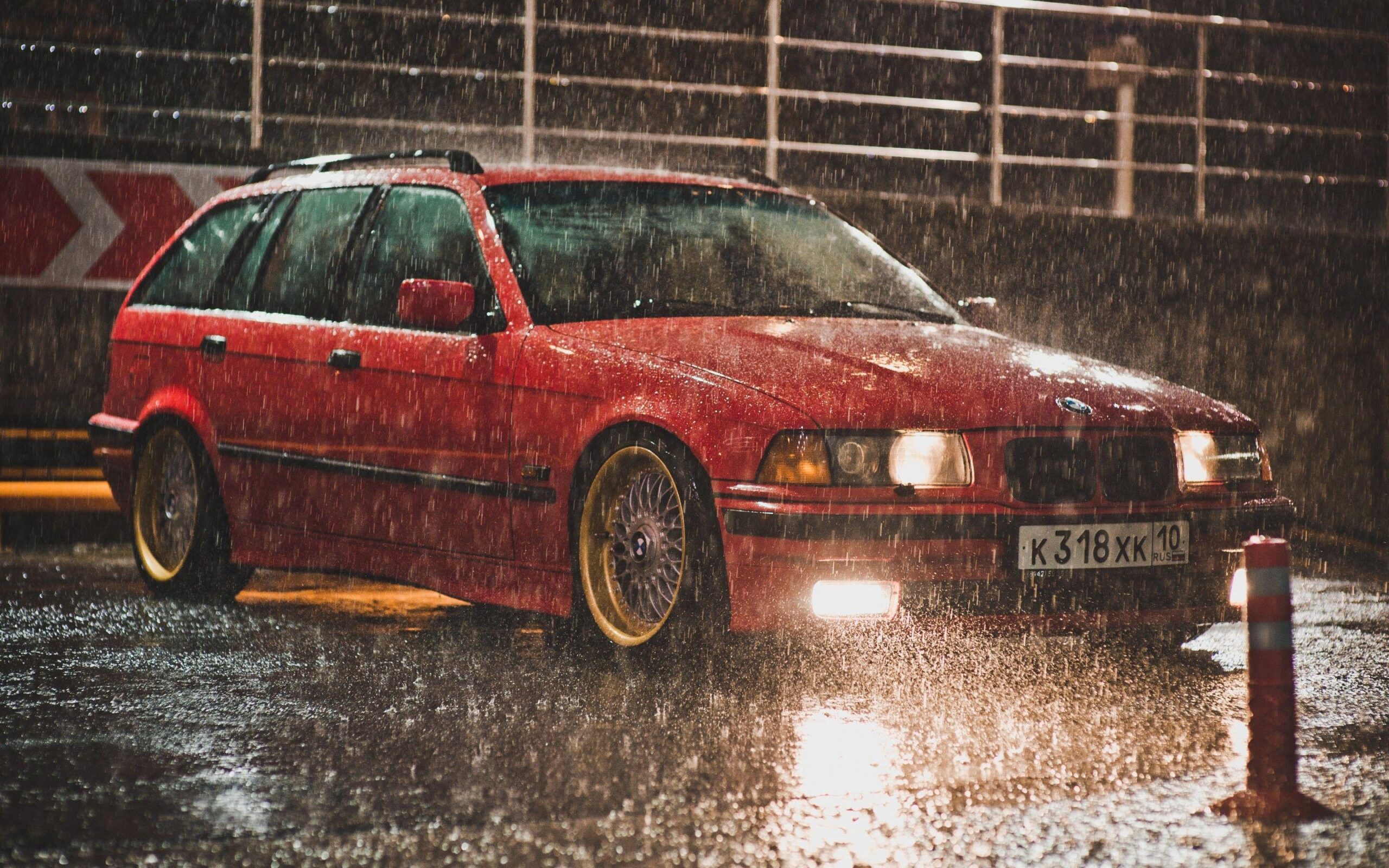 BMW e Touring red BBS rain tuning wallpapers