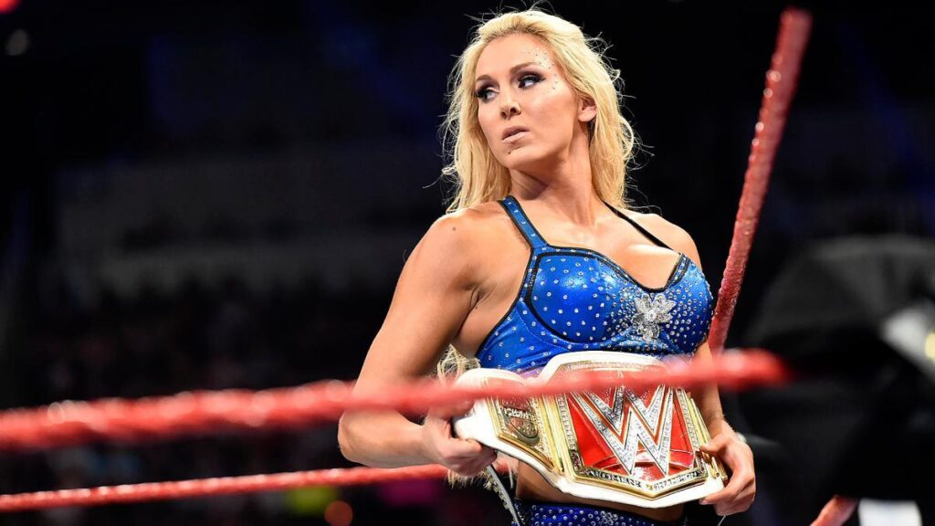 Raw || Charlotte vs Sasha Banks