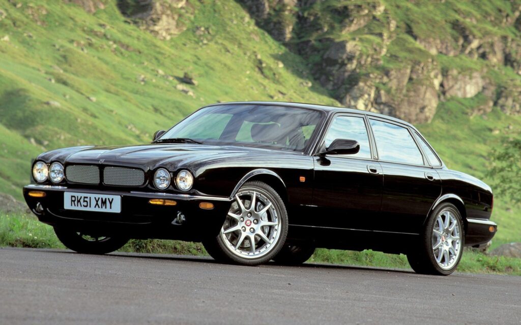 Jaguar XJR