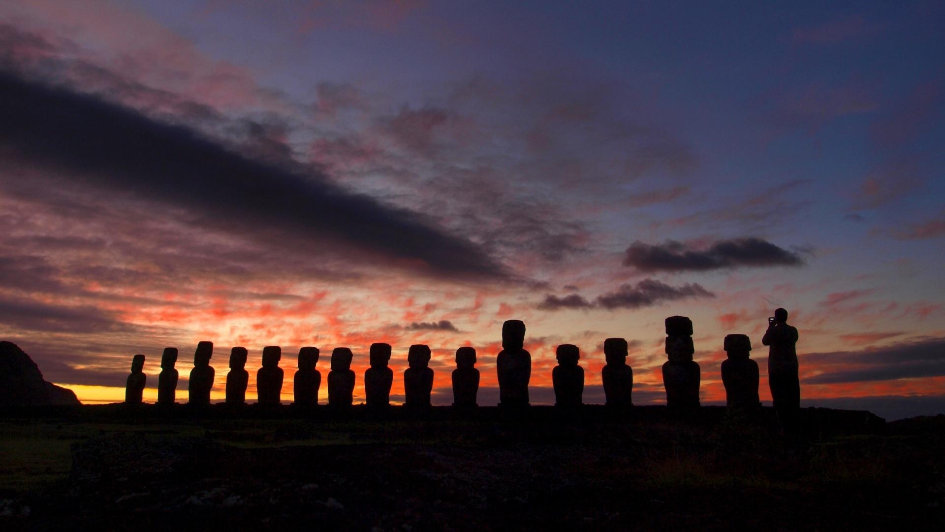 Moai At The Quarry Easter Island Chile Wallpapers