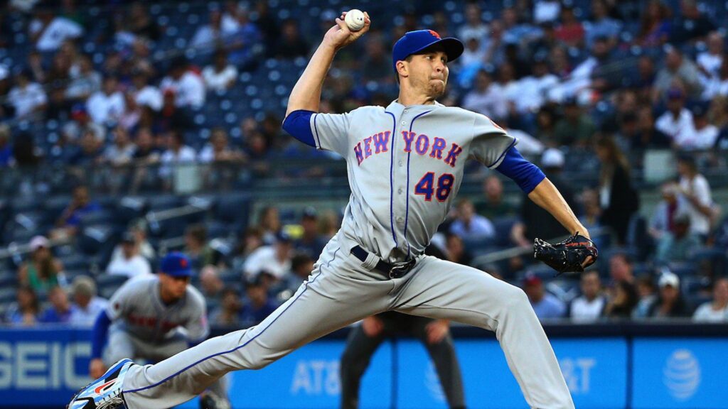 Should deGrom be the NL Cy Young favorite?