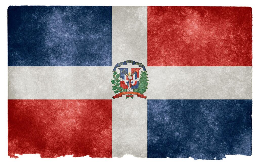 Dominican Republic Grunge Flag 2K Wallpapers