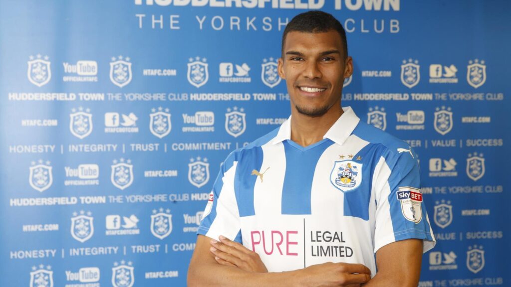 TRANSFER COLLIN QUANER JOINS HUDDERSFIELD TOWN