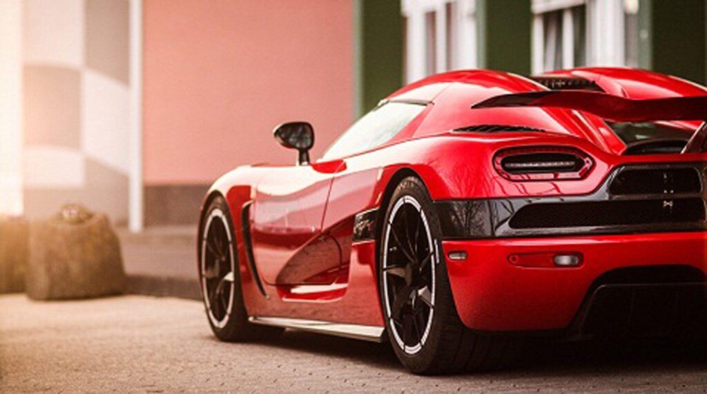 Koenigsegg agera r black and red wallpapers