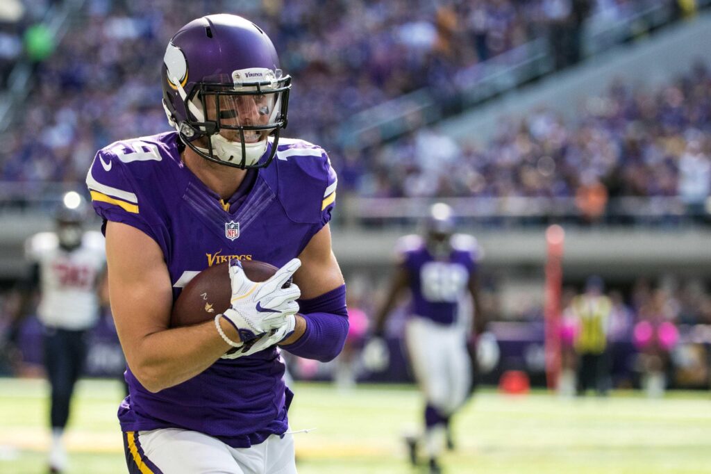 Report Minnesota Vikings to tender Adam Thielen at nd round value