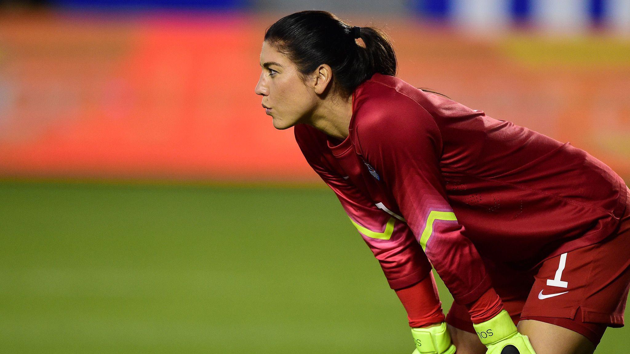Hope Solo sets aside tumult and focuses on her last goal a World