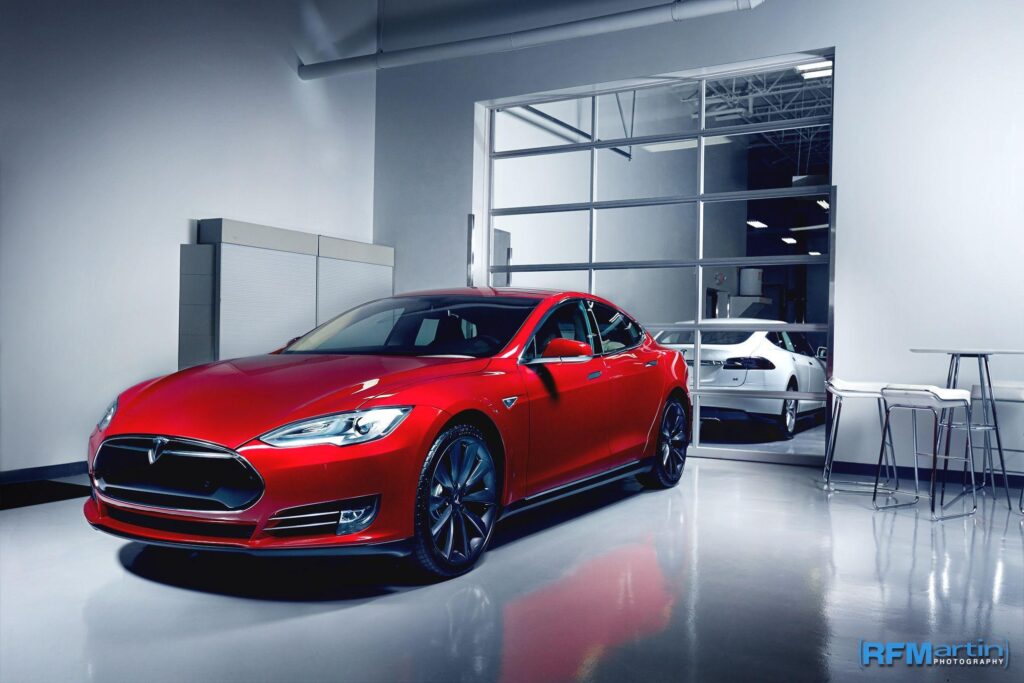 Your Ridiculously Awesome Tesla Model S Wallpapers Is Here