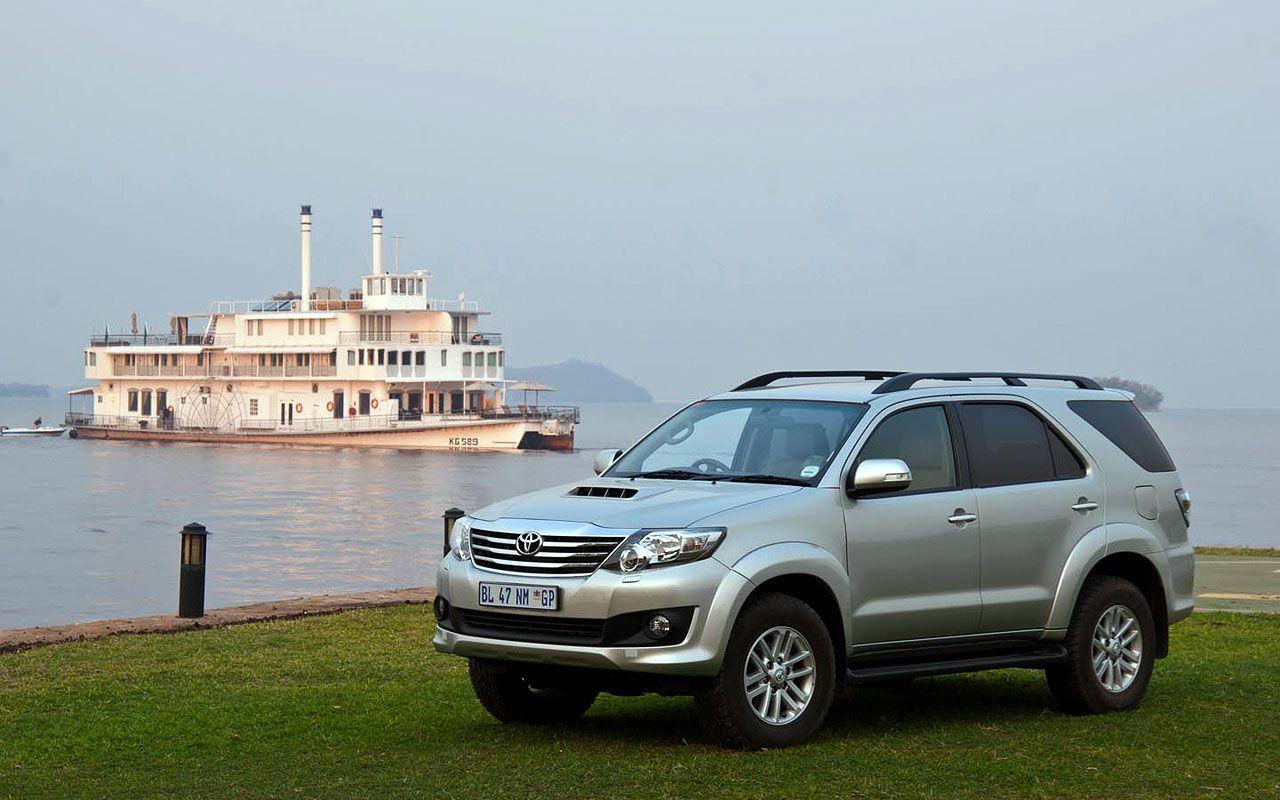 Toyota Fortuner Pictures