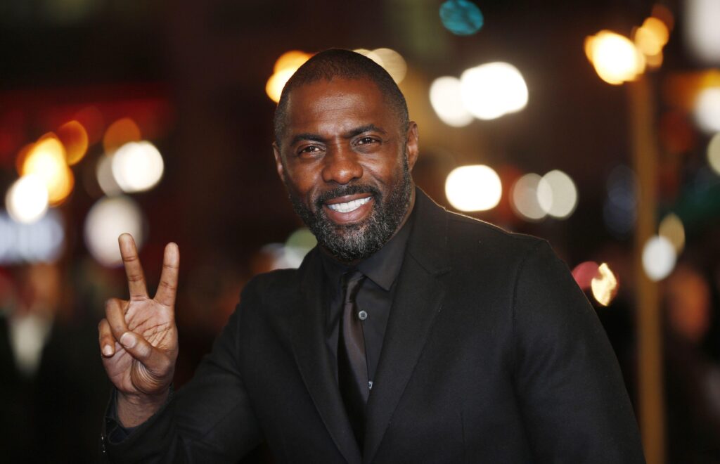 Idris Elba 2K Desk 4K Wallpapers