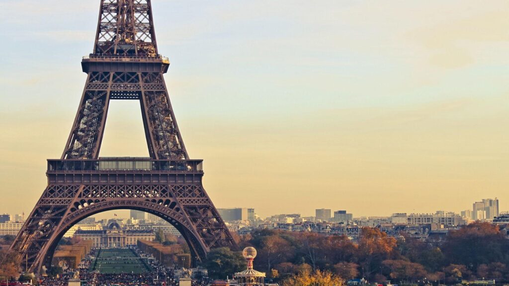 Eiffel Tower Paris 2K Backgrounds Wallpapers