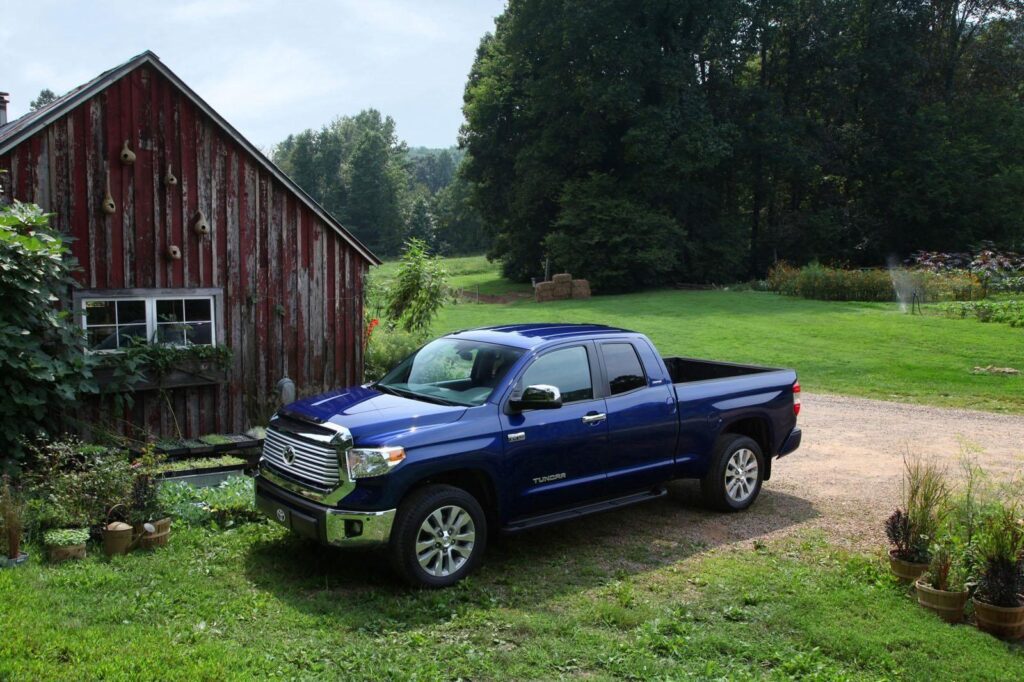 Toyota Tundra photo pictures at high resolution