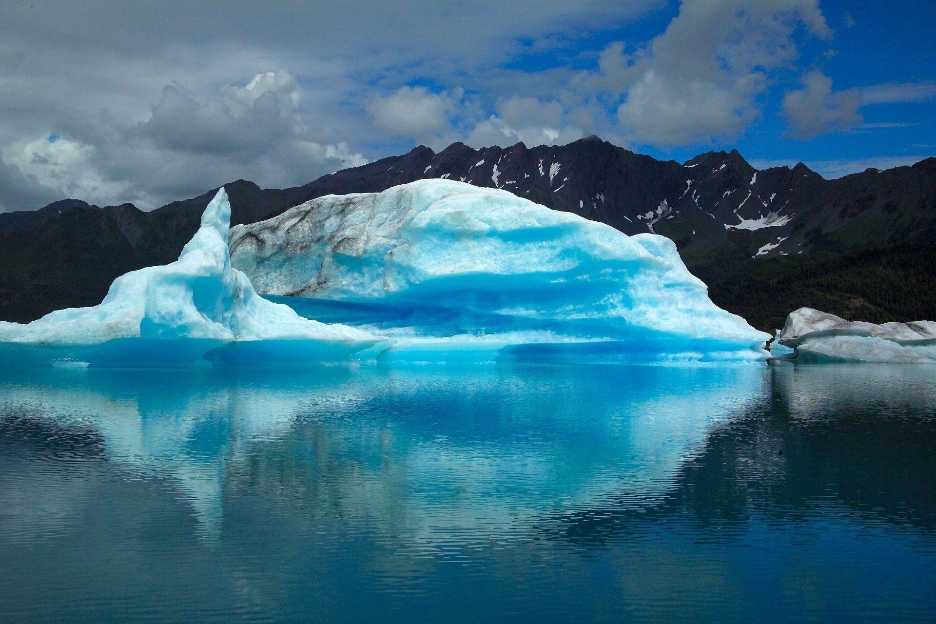 Glacier in Kenai Fjords National Park, Alaska America Full HD