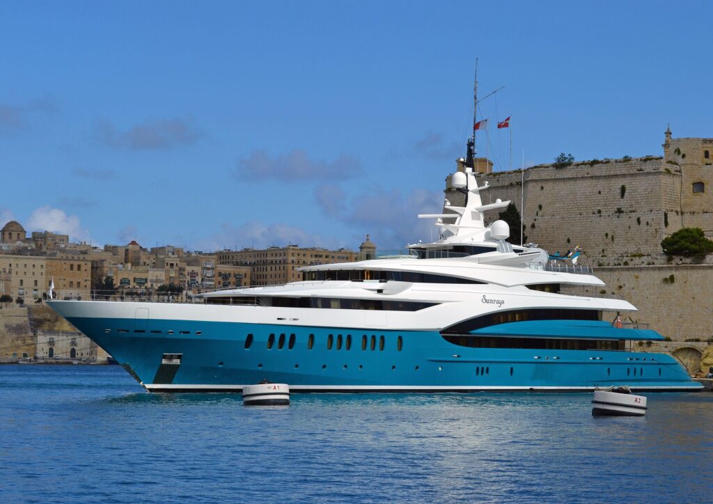 Wallpaper superyacht Sunrays Luxury Yacht