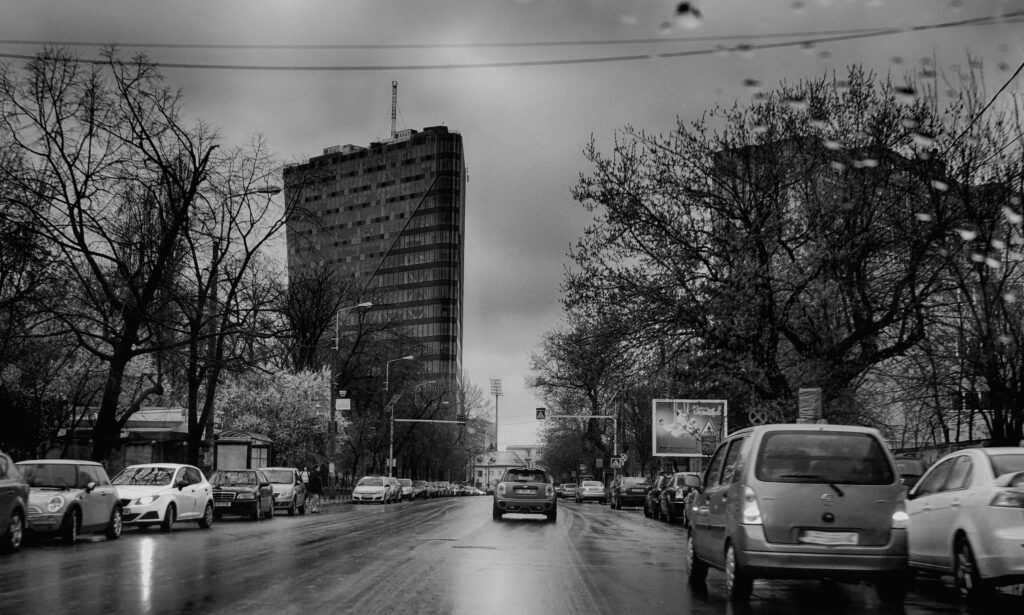 Arhitecture, black and white, bucharest, cars, city, rain, road