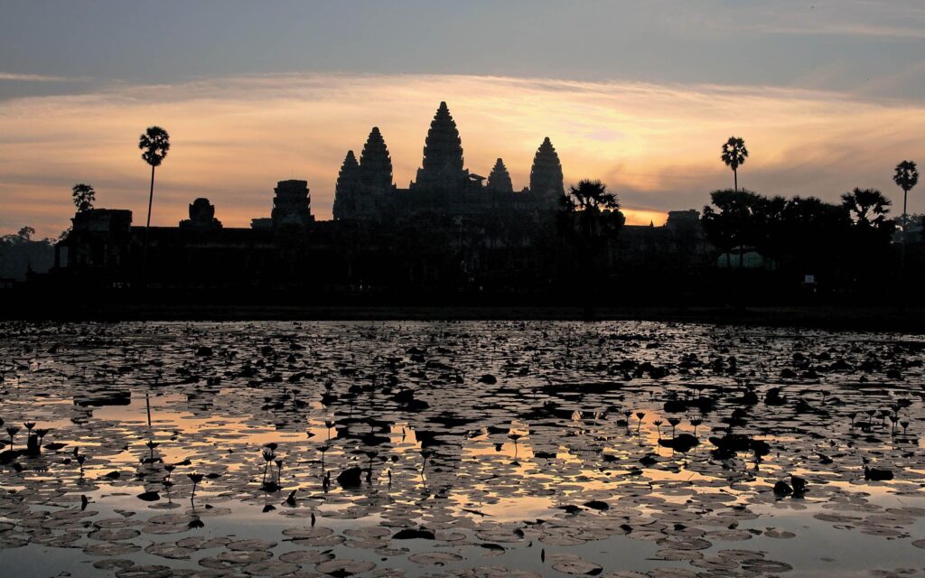 Sunset At Angkor Cambodia – BUZZERG