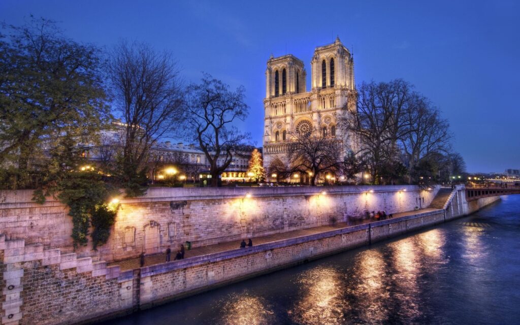 Notre Dame Cathedral, France 2K wallpapers
