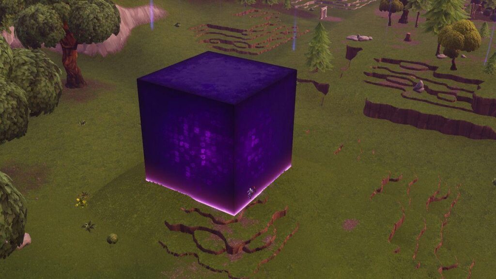 Fortnite’s mysterious, giant cube continues to do weird things