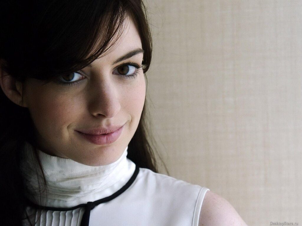 Anne Hathaway Wallpapers  High Definition Wallpapers