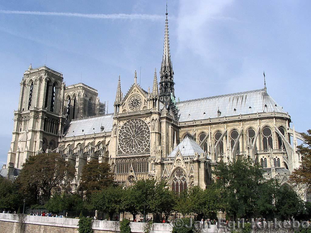 Notre Dame Cathedral Flying Buttresses 2K Wallpaper, Backgrounds Wallpaper