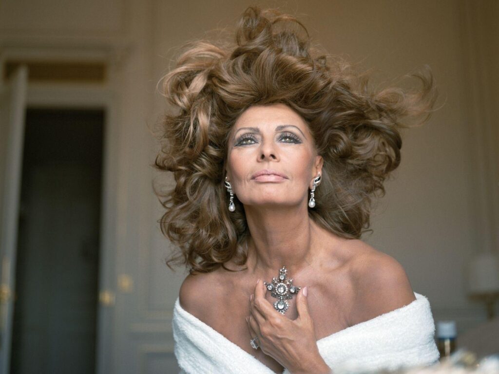 Sophia Loren Wallpapers Photos 2K  – Full HD