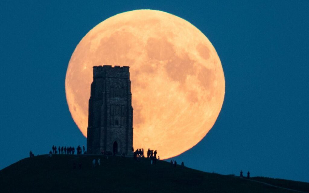 What was so special about last night’s super blood moon?