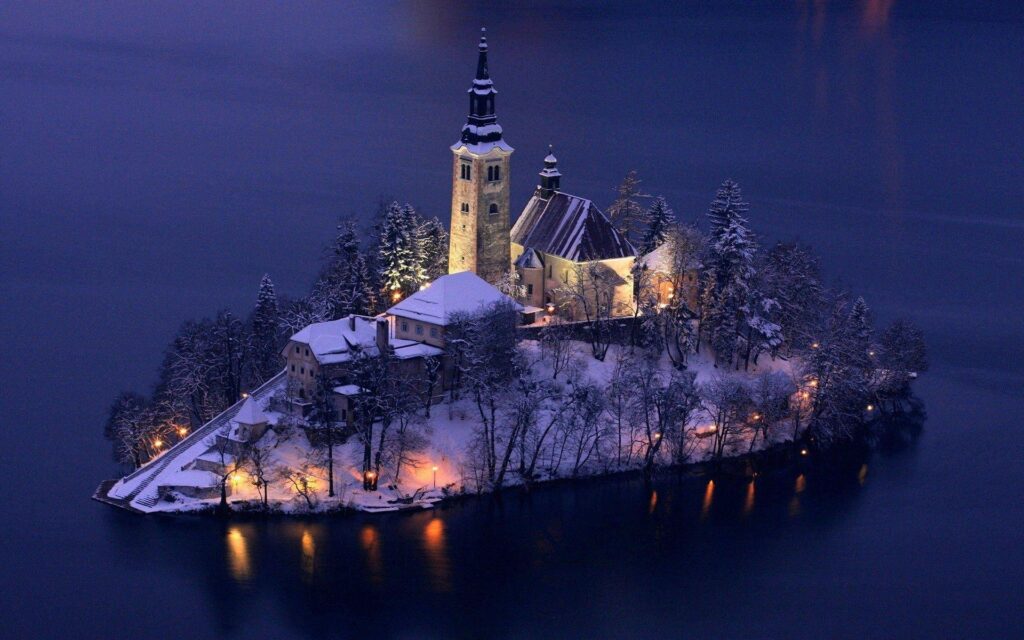 Island, Church, Slovenia Wallpapers 2K | Desk 4K and Mobile