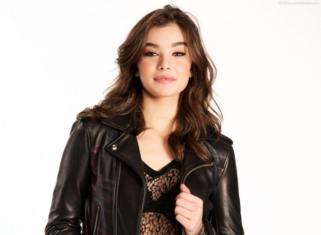 Hailee Steinfeld Wallpapers list