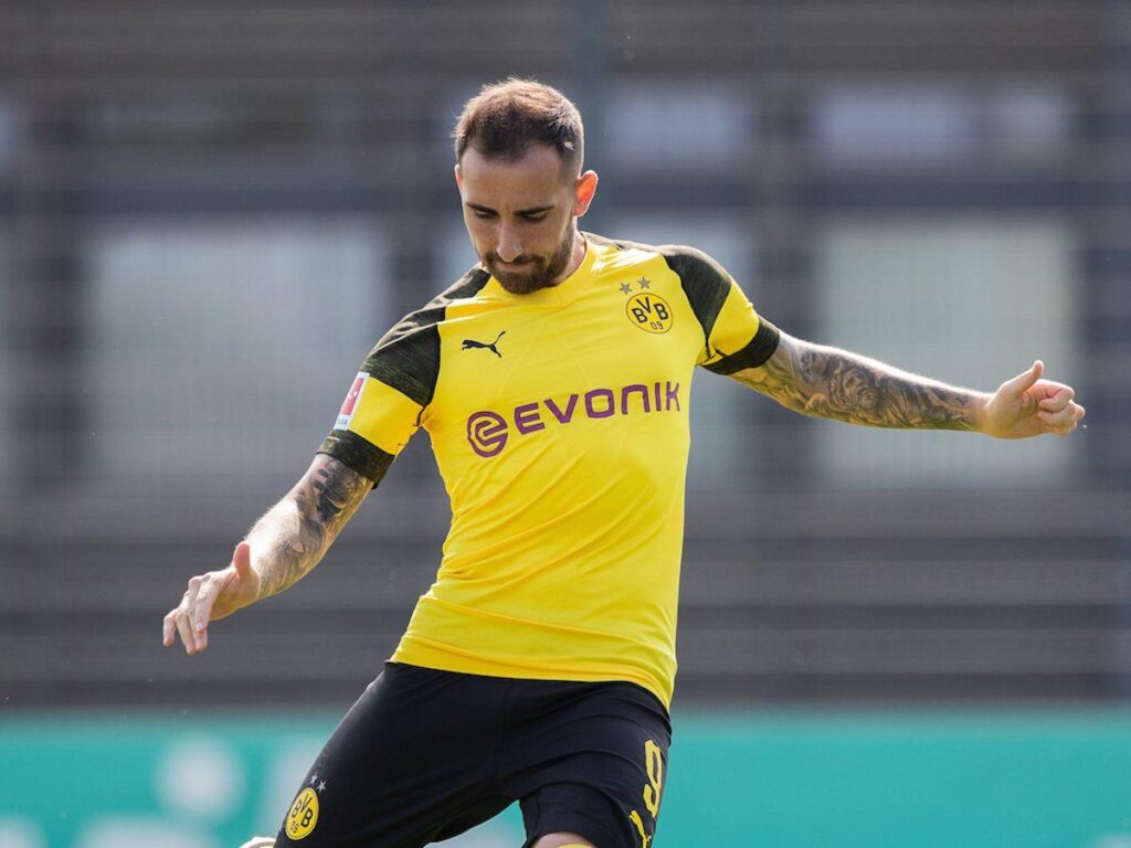 Alcacer much happier at Dortmund