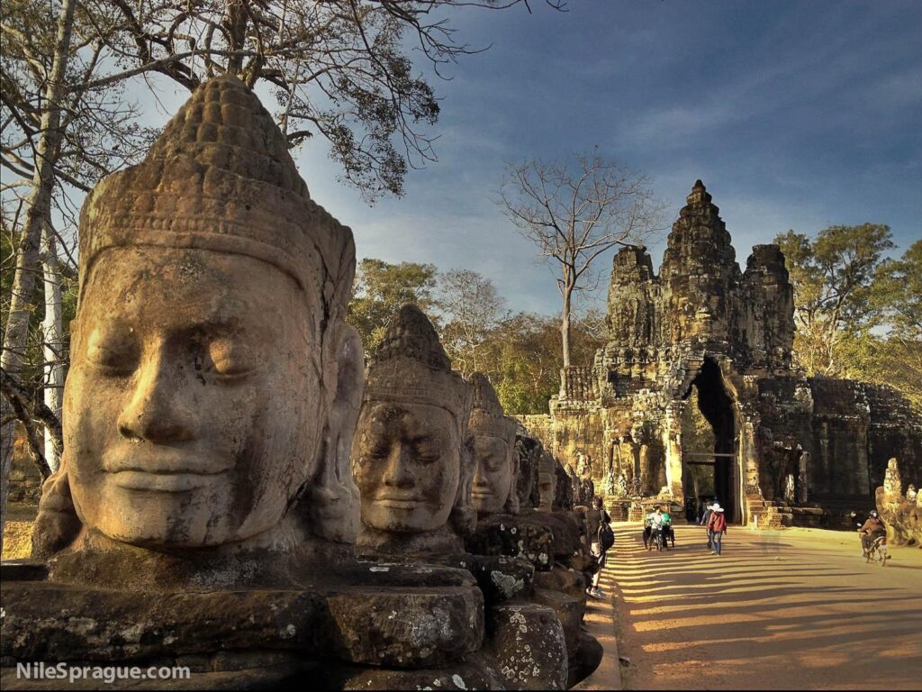 Photos Bayon & Angkor Thom, Siem Reap, Cambodia