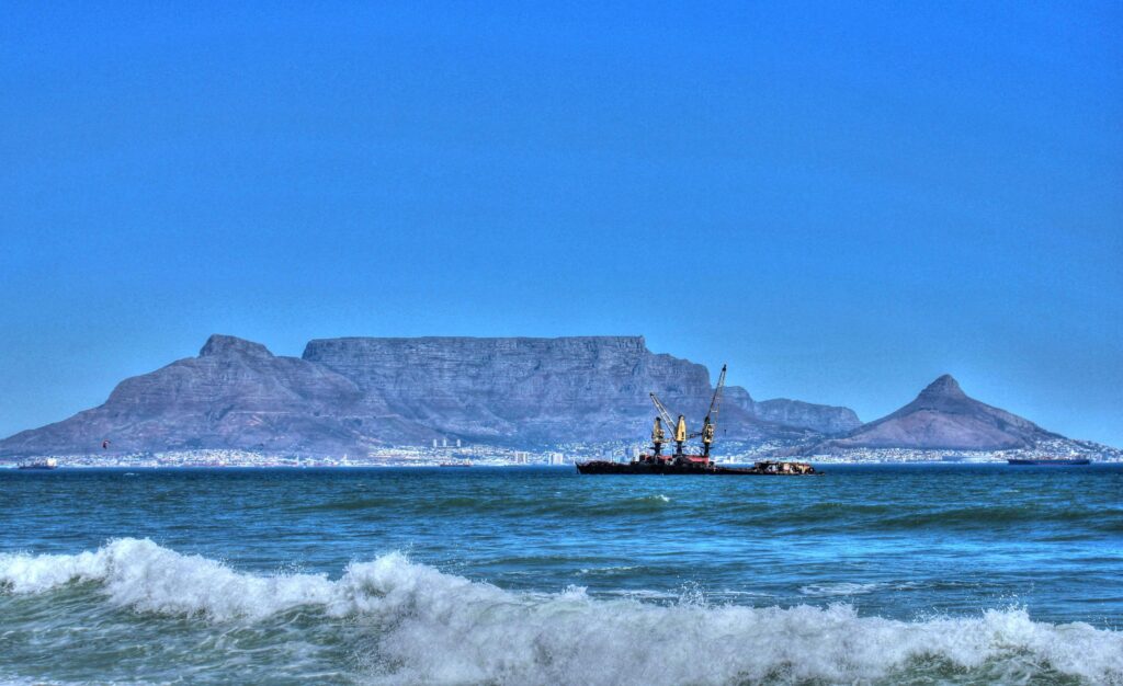 Cape town beach and table mountain