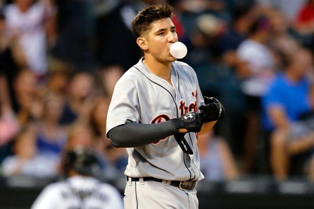 Tigers should move Nick Castellanos to outfield to make room for