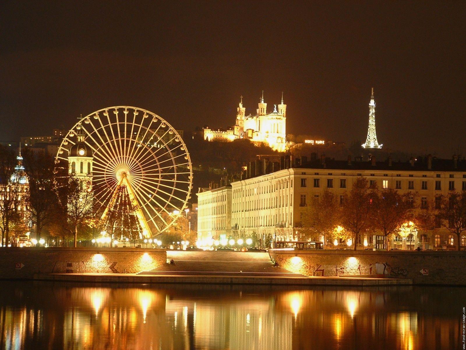 Ferris Wheel in Lyon, France wallpapers and Wallpaper
