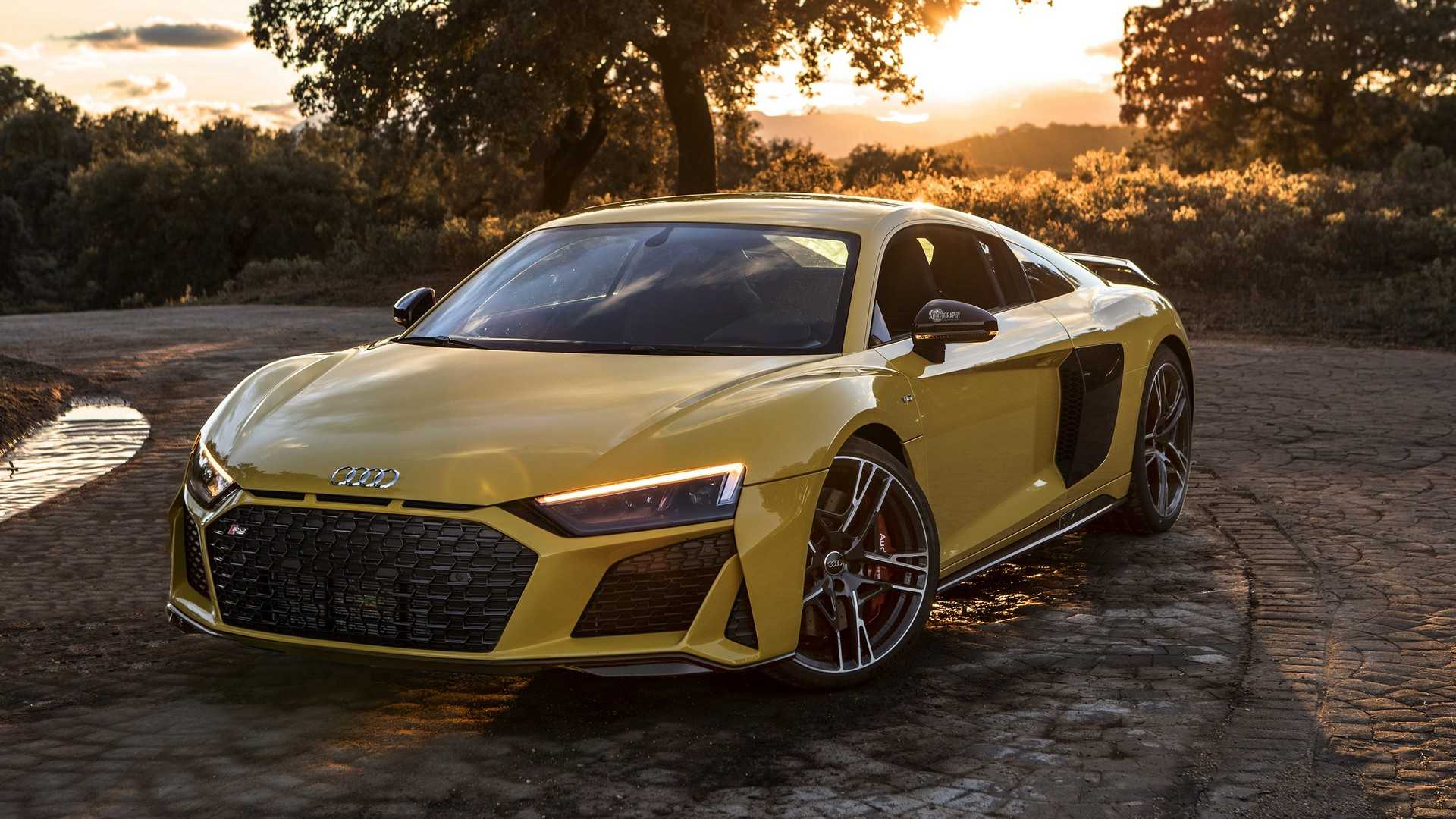 Audi R V Performance Looks Brutal in Yellow