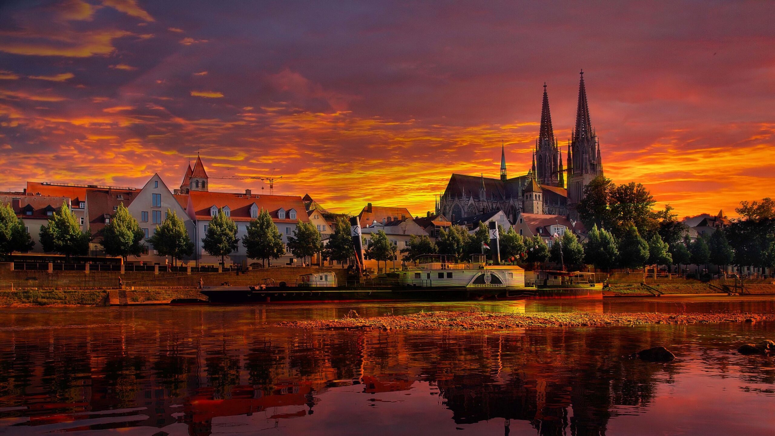 Download wallpapers regensburg, germany, sunset, cityscape