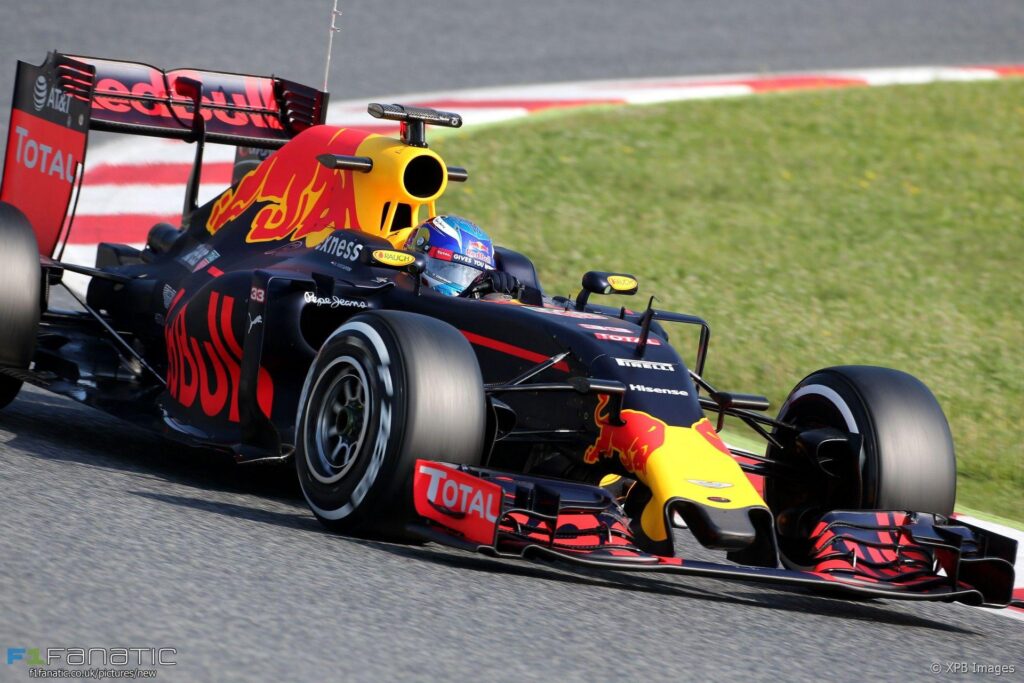 Max Verstappen, Red Bull, Circuit de Catalunya, · F Fanatic