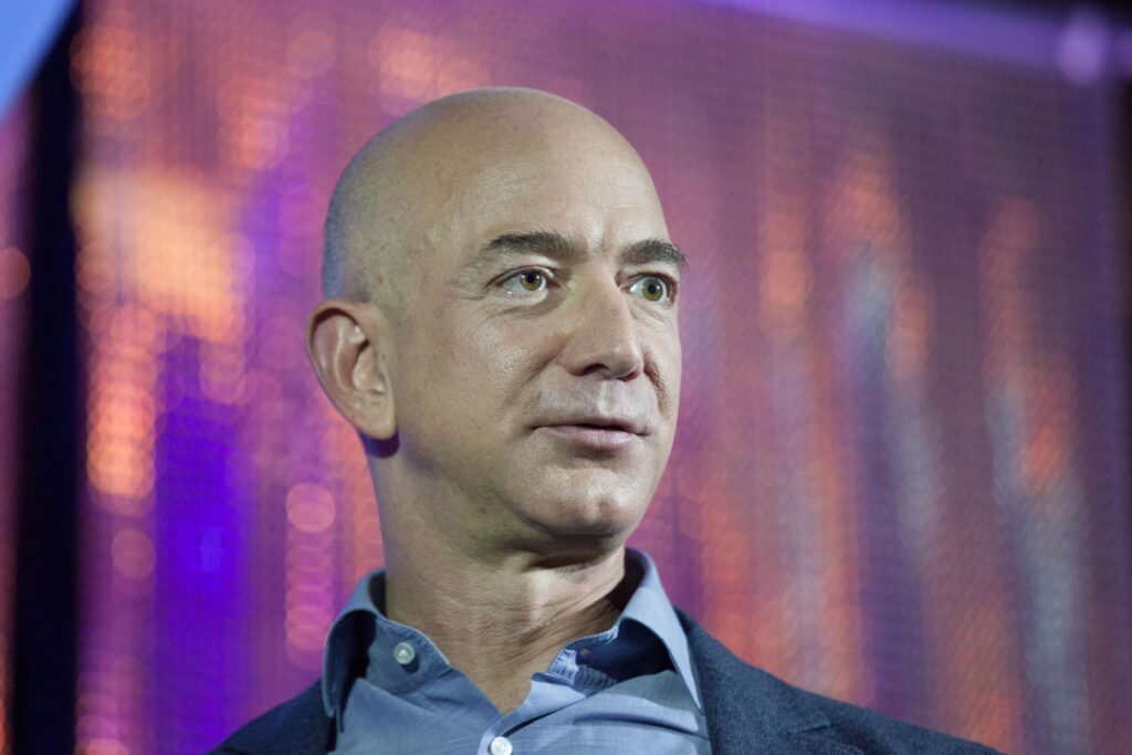 Watch Amazon’s Jeff Bezos Try to Eat Dressed as a ‘Star Trek’ Alien