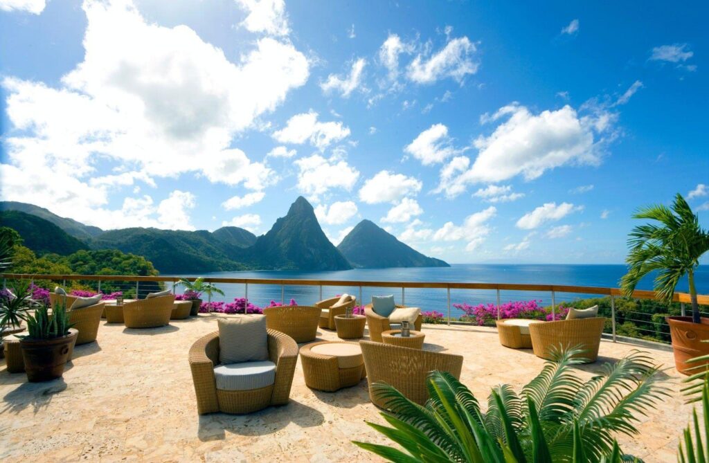 Beach Beautiful View Blue Ocean Lagoon Mountains Caribbean St