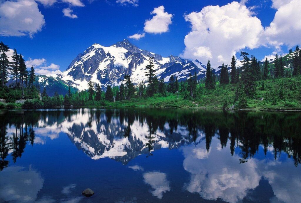 Mountain Mount Shuksan Mountians Washington State Mirrored Lake