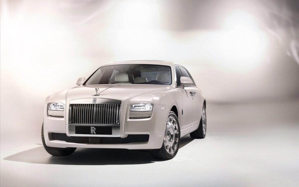 Rolls Royce Ghost Whit 2K Wallpaper, Backgrounds Wallpaper