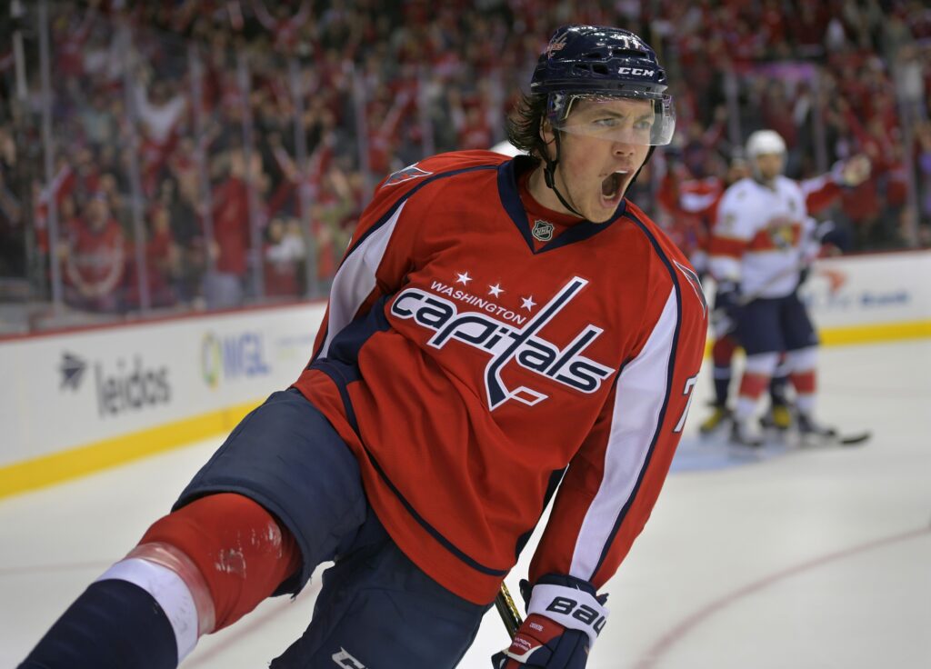 TJ Oshie scores twice to lift Capitals past Panthers,